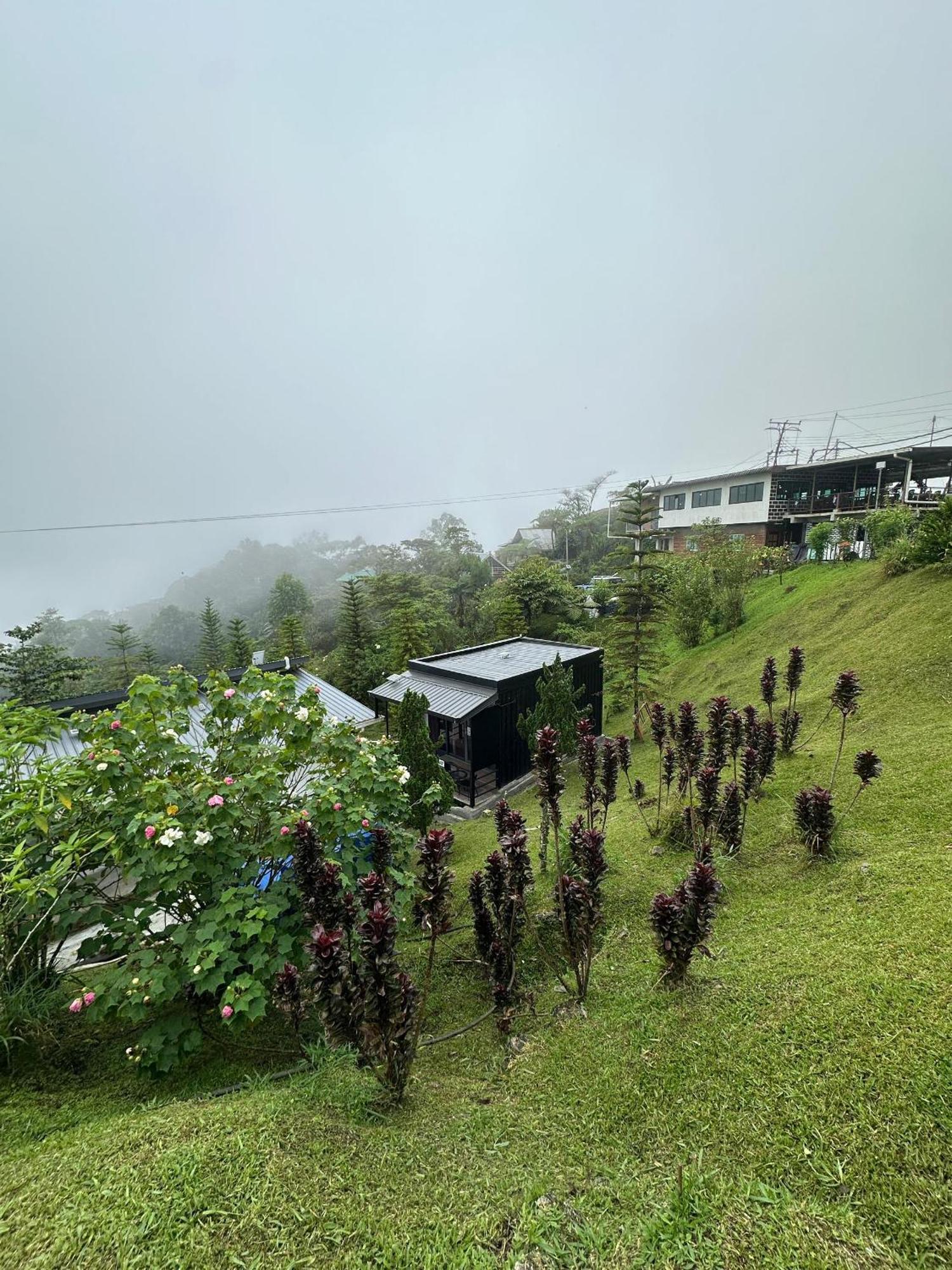 Ayana Holiday Resort Kampong Kundassan 客房 照片