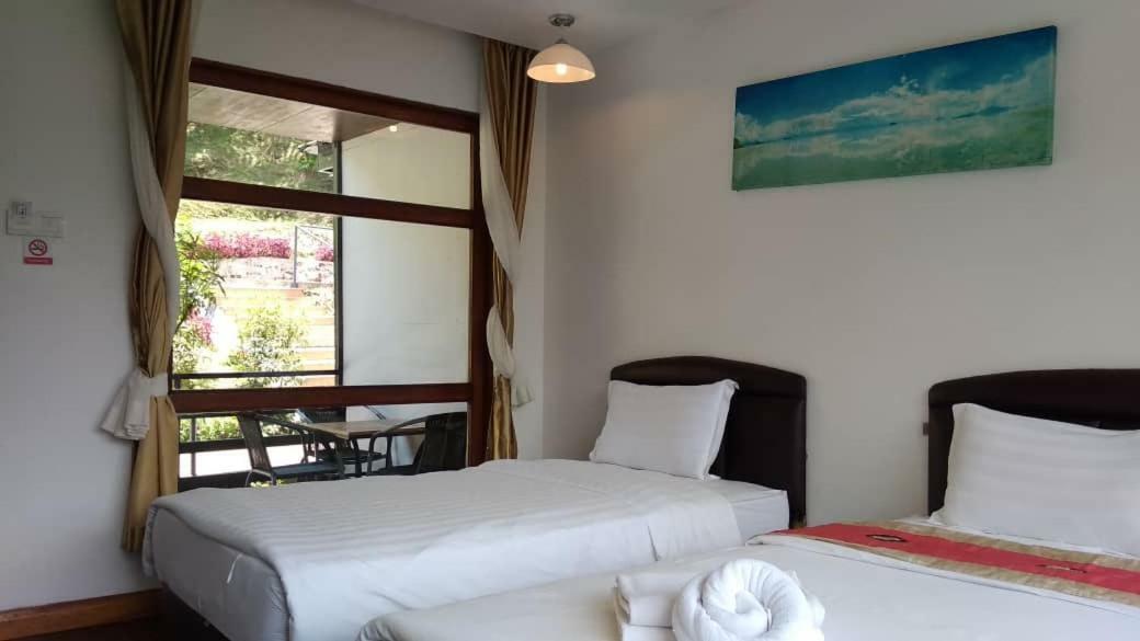 Ayana Holiday Resort Kampong Kundassan 外观 照片